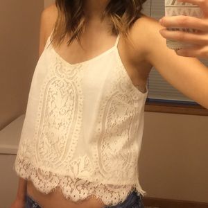 Beautiful Cream Detailed Crop Lace Tank V-Neck